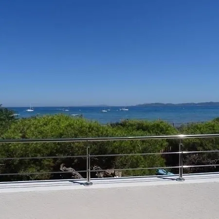 La Capte Pieds Dans L'eau Apartment Hyères