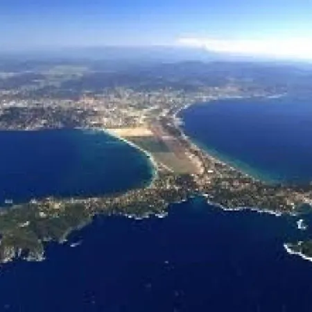 La Capte Pieds Dans L'eau Apartment Hyères